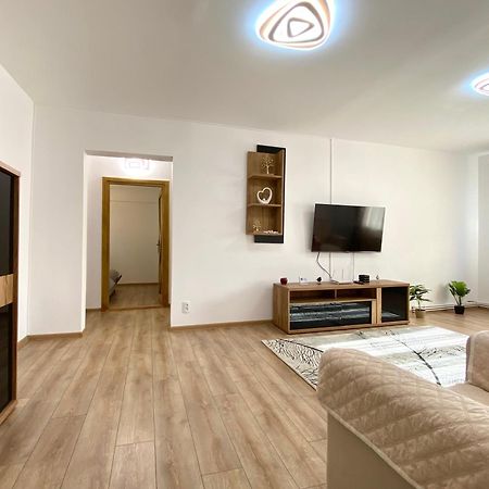 Kronstadt Apartment - Pet Friendly براشوف المظهر الخارجي الصورة